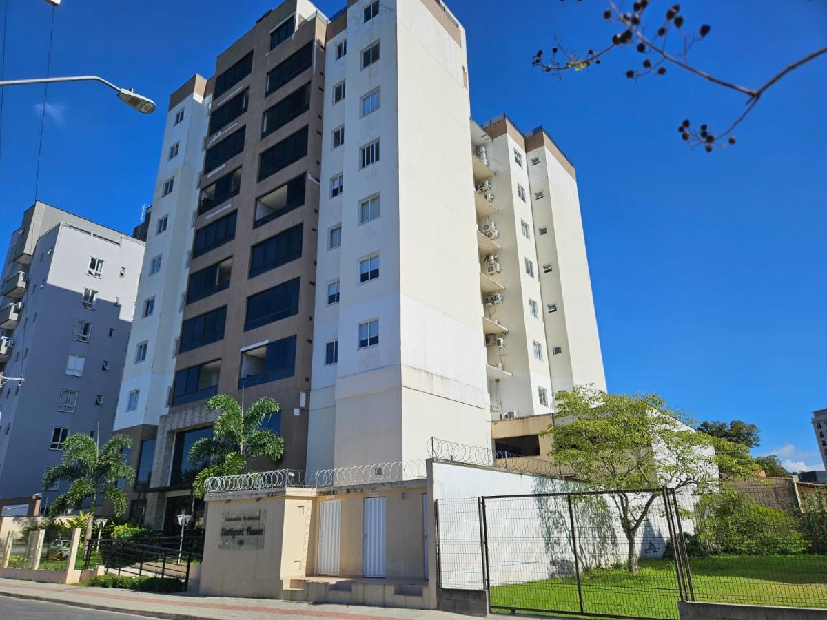 Apartamento  venda  no Anita Garibaldi - Joinville, SC. Imveis